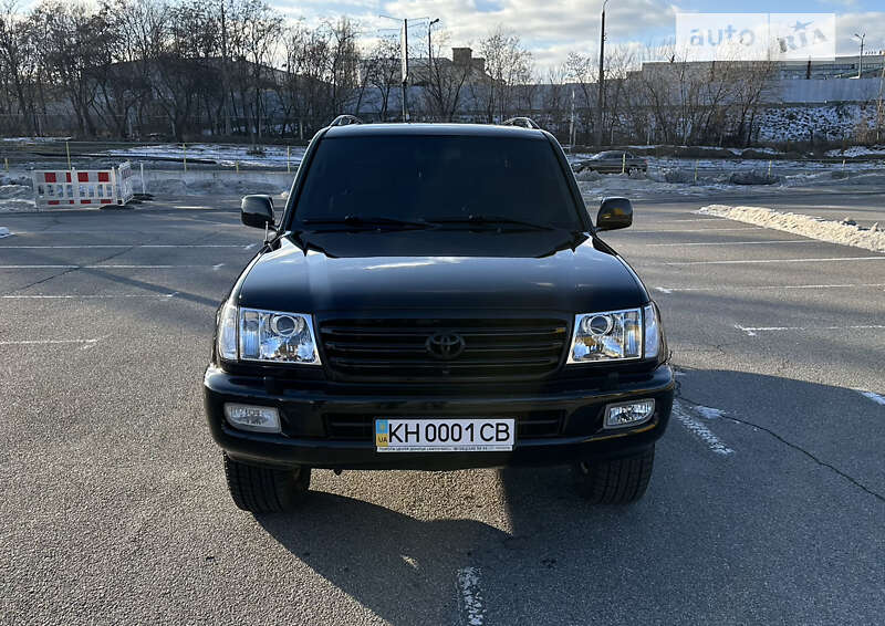 Внедорожник / Кроссовер Toyota Land Cruiser 2002 в Киеве
