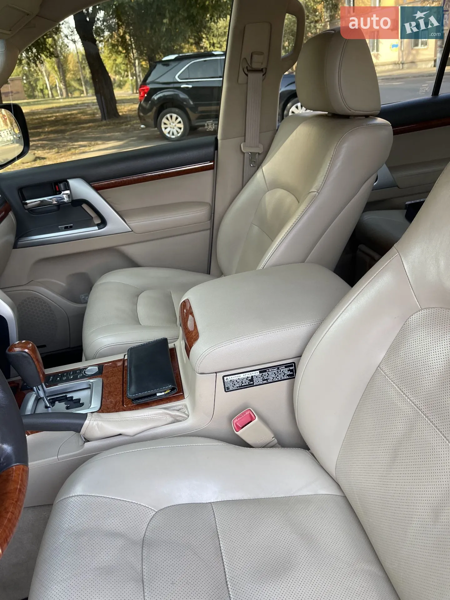 2014 Toyota Land Cruiser - мініатюра 29