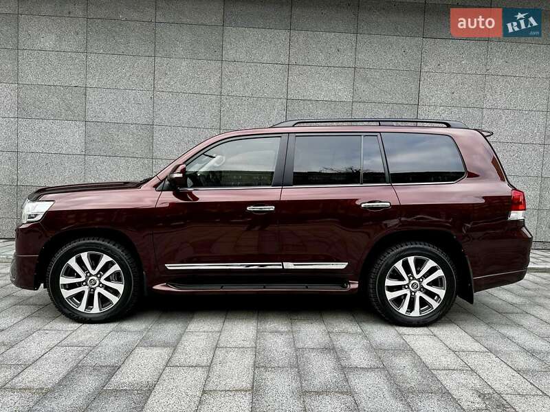 Внедорожник / Кроссовер Toyota Land Cruiser 2016 в Харькове