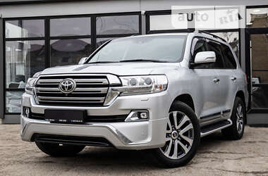 Toyota Land Cruiser 2016