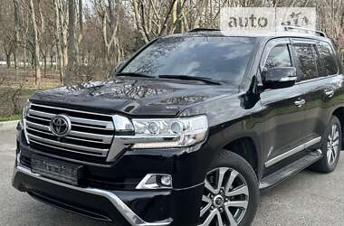 Внедорожник / Кроссовер Toyota Land Cruiser 2018 в Подольске