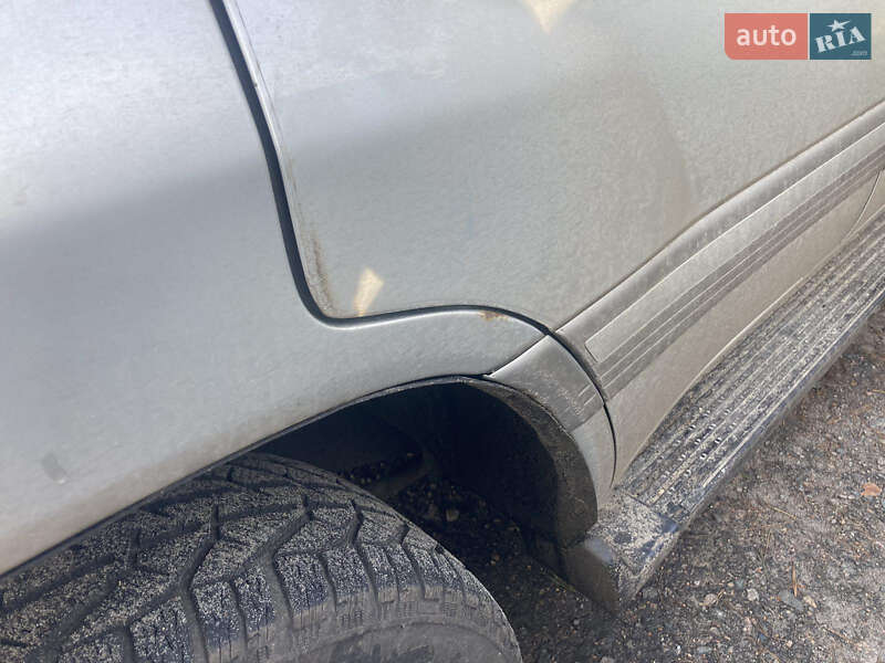 Внедорожник / Кроссовер Toyota Land Cruiser 2006 в Черкассах