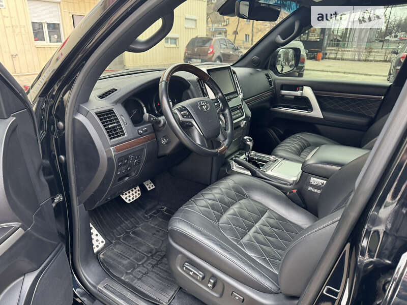 Внедорожник / Кроссовер Toyota Land Cruiser 2018 в Сумах фото 7 Внедорожник / Кроссовер Toyota Land Cruiser 2018 в Сумах