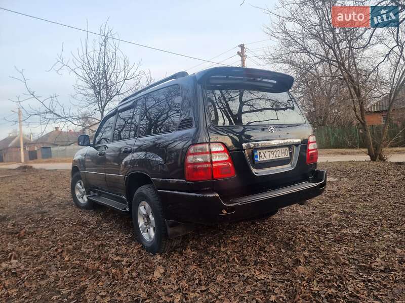 Внедорожник / Кроссовер Toyota Land Cruiser 1998 в Харькове