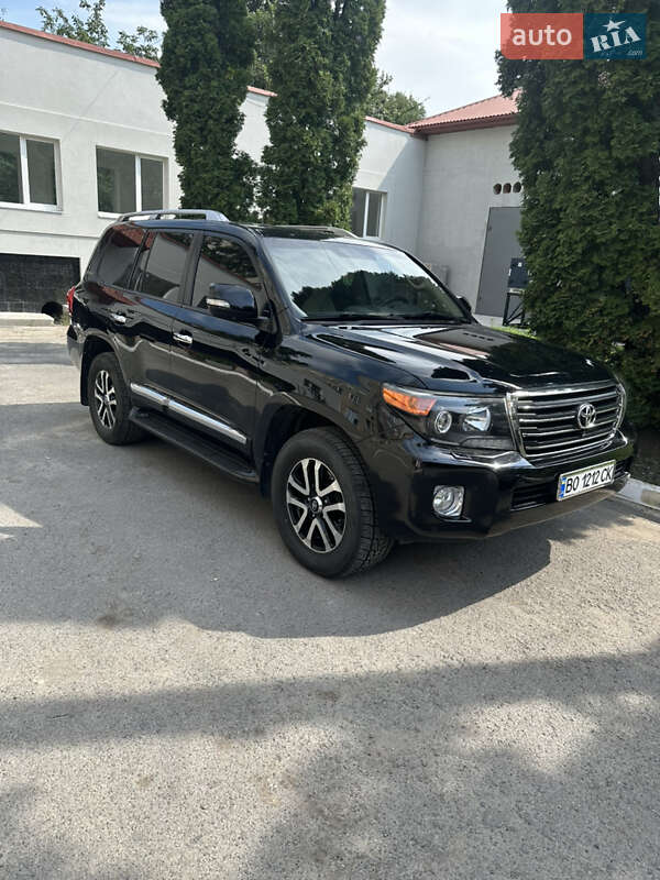 Toyota Land Cruiser 2014