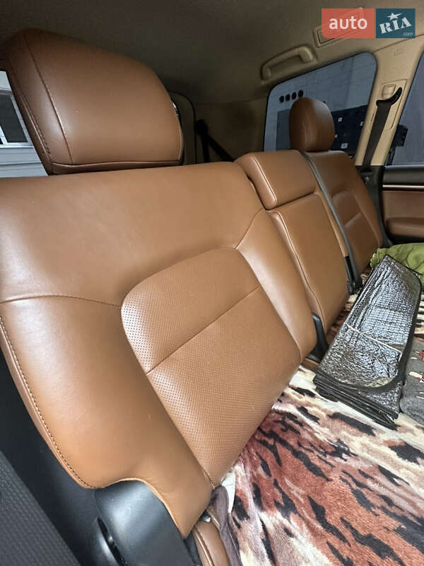 Позашляховик / Кросовер Toyota Land Cruiser 2014 в Тернополі