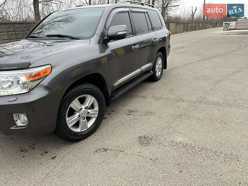 Позашляховик / Кросовер Toyota Land Cruiser 2012 в Кривому Розі