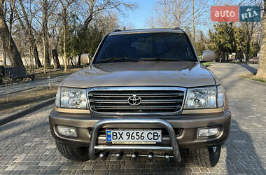 Внедорожник / Кроссовер Toyota Land Cruiser 1999 в 
