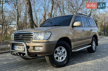 Внедорожник / Кроссовер Toyota Land Cruiser 1999 в 