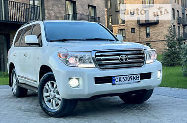 Позашляховик / Кросовер Toyota Land Cruiser 2010 в Івано-Франківську