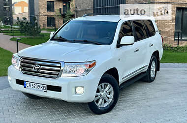 Позашляховик / Кросовер Toyota Land Cruiser 2010 в Івано-Франківську