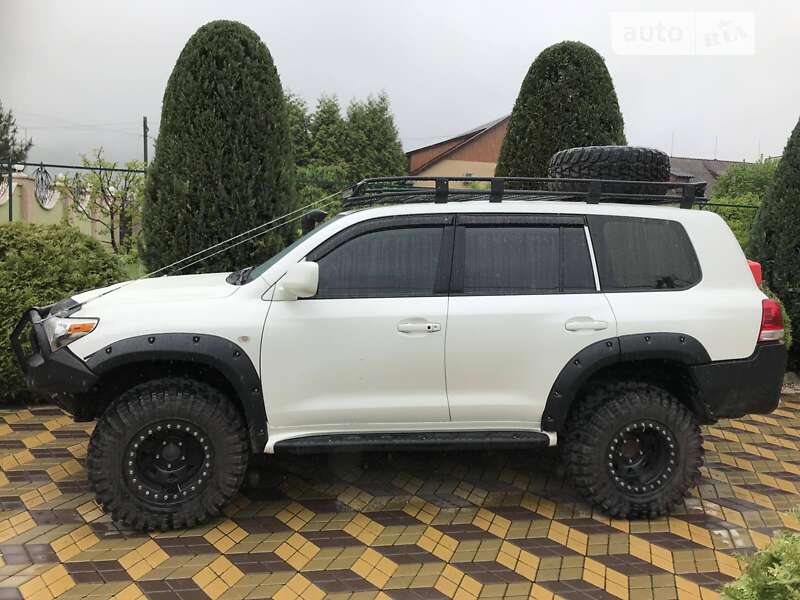 Позашляховик / Кросовер Toyota Land Cruiser 2007 в Ужгороді