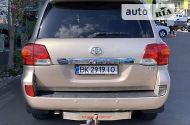 Внедорожник / Кроссовер Toyota Land Cruiser 2012 в Ровно