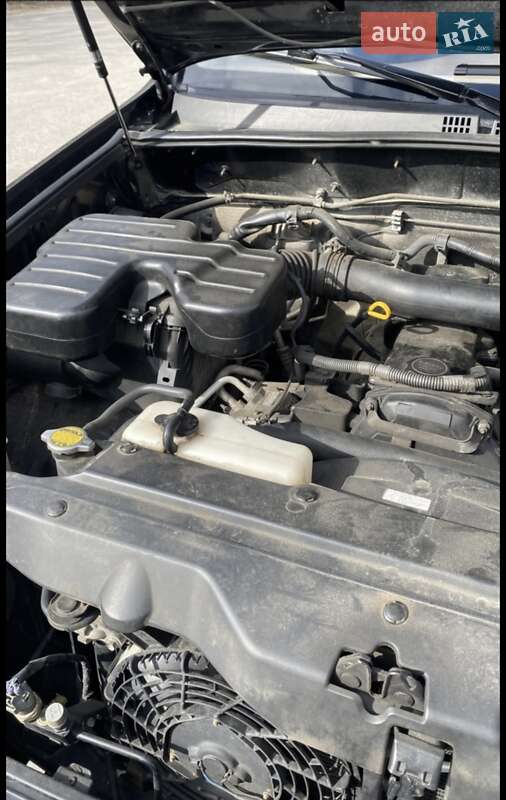 Внедорожник / Кроссовер Toyota Land Cruiser 2006 в Харькове