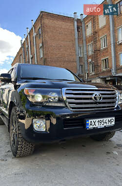 Внедорожник / Кроссовер Toyota Land Cruiser 2014 в Харькове