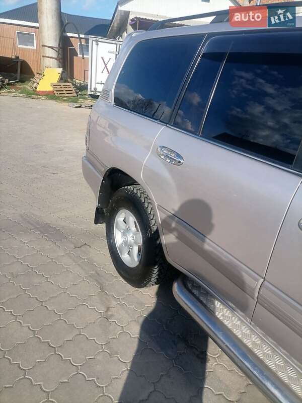 Позашляховик / Кросовер Toyota Land Cruiser 1999 в Великій Михайлівці