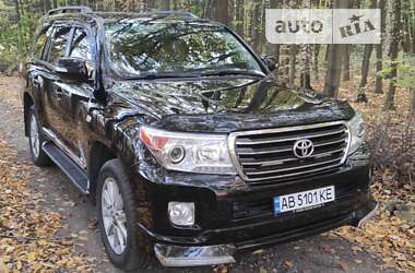 Toyota Land Cruiser 2011