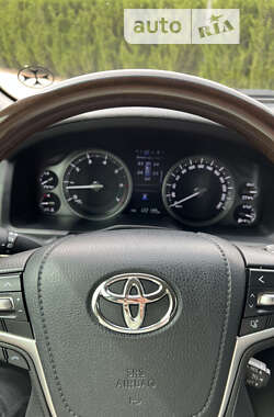 Внедорожник / Кроссовер Toyota Land Cruiser 2020 в Днепре