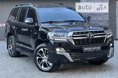 Toyota Land Cruiser 2020