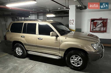 Внедорожник / Кроссовер Toyota Land Cruiser 1999 в 