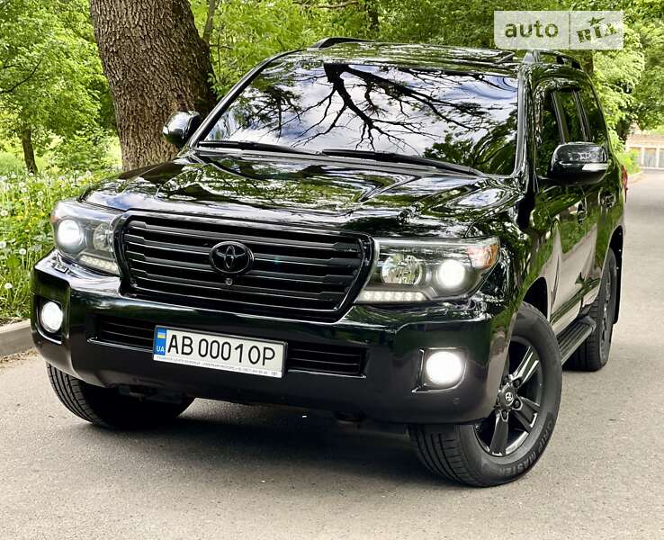 Внедорожник / Кроссовер Toyota Land Cruiser 2013 в Виннице