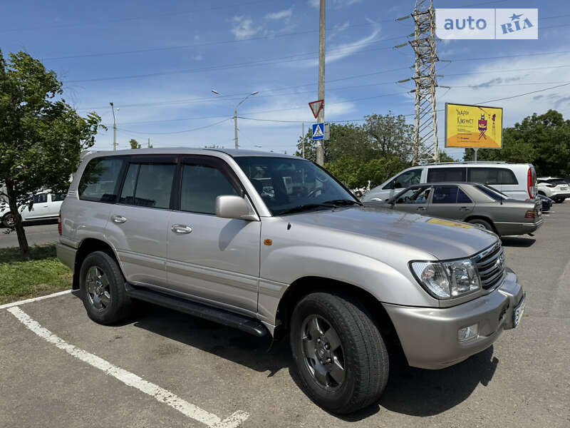 Toyota Land Cruiser 2005