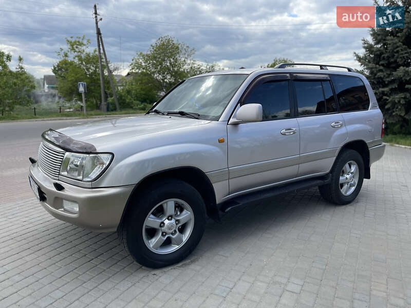 Внедорожник / Кроссовер Toyota Land Cruiser 2003 в Шполе