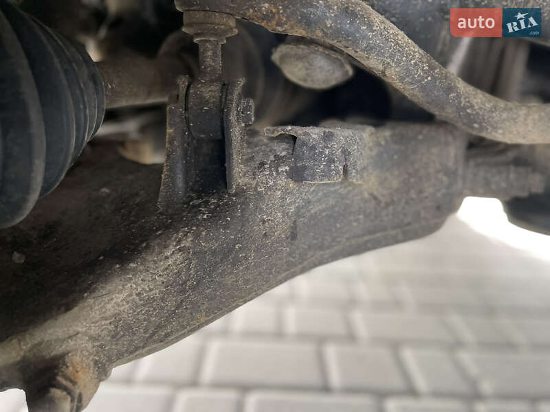 Внедорожник / Кроссовер Toyota Land Cruiser 2003 в Шполе