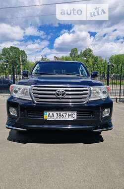 Toyota Land Cruiser 2012