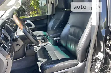 Toyota Land Cruiser 2014