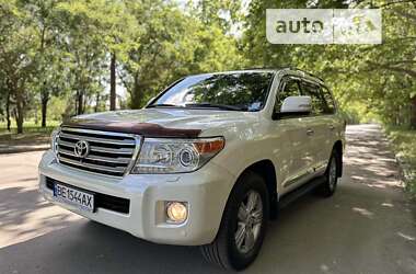 Toyota Land Cruiser 2012