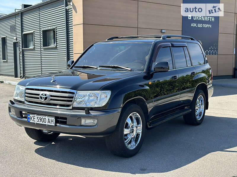 Внедорожник / Кроссовер Toyota Land Cruiser 2005 в Днепре