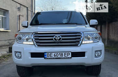 Toyota Land Cruiser 2012