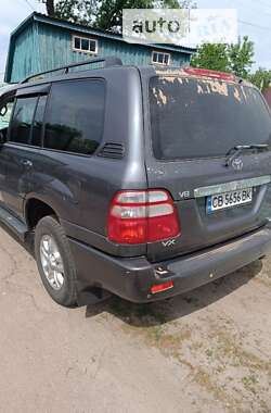 Позашляховик / Кросовер Toyota Land Cruiser 2004 в Ірпені