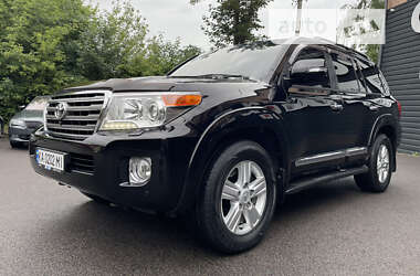 Toyota Land Cruiser 2012