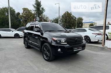 Toyota Land Cruiser 2013