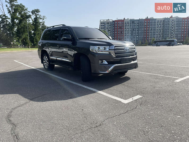 Внедорожник / Кроссовер Toyota Land Cruiser 2008 в Киеве