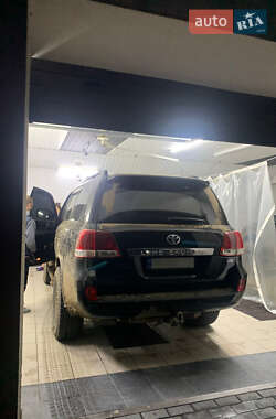 Внедорожник / Кроссовер Toyota Land Cruiser 2008 в 