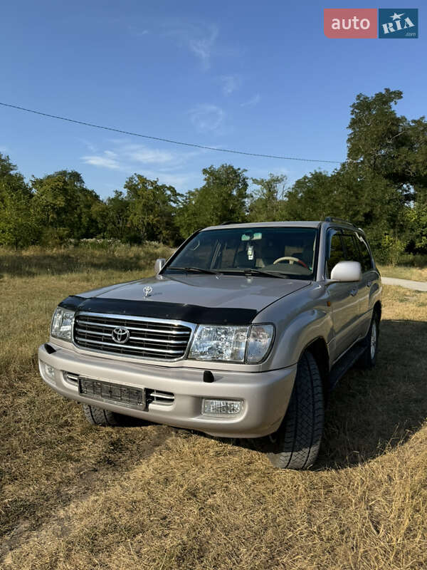 Toyota Land Cruiser 2001 Toyota Land Cruiser 2001