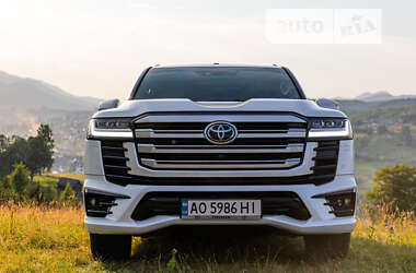 Внедорожник / Кроссовер Toyota Land Cruiser 2021 в Полянице