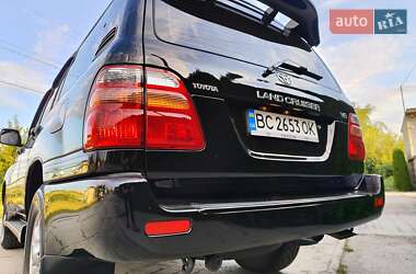 Позашляховик / Кросовер Toyota Land Cruiser 2001 в 