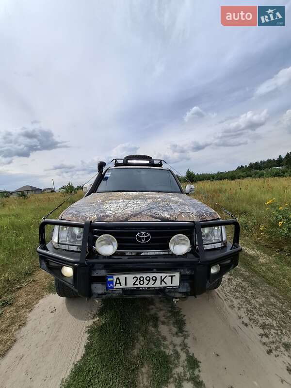 Внедорожник / Кроссовер Toyota Land Cruiser 2000 в Киеве