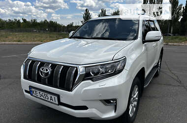 Внедорожник / Кроссовер Toyota Land Cruiser 2014 в Кривом Роге