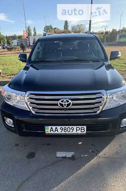 Внедорожник / Кроссовер Toyota Land Cruiser 2013 в Киеве