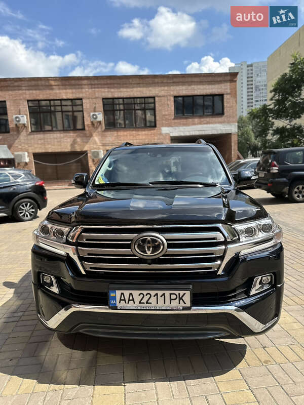 Toyota Land Cruiser 2016