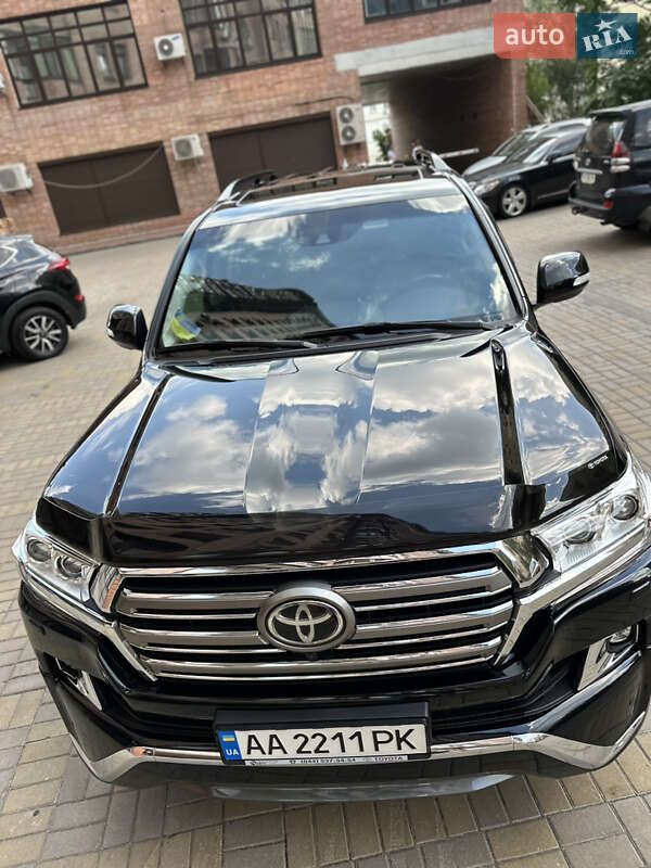 Внедорожник / Кроссовер Toyota Land Cruiser 2016 в Киеве