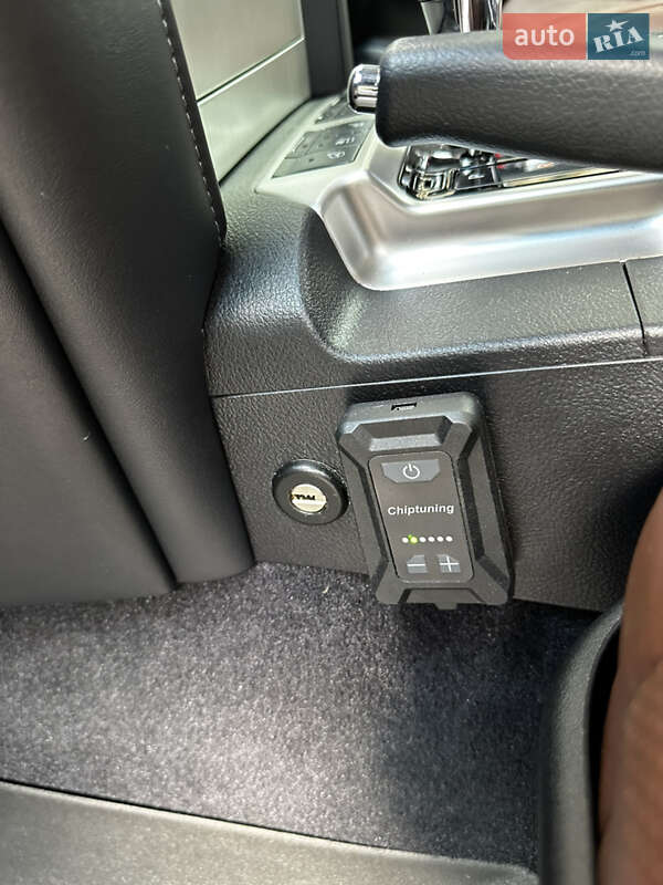 Внедорожник / Кроссовер Toyota Land Cruiser 2016 в Киеве