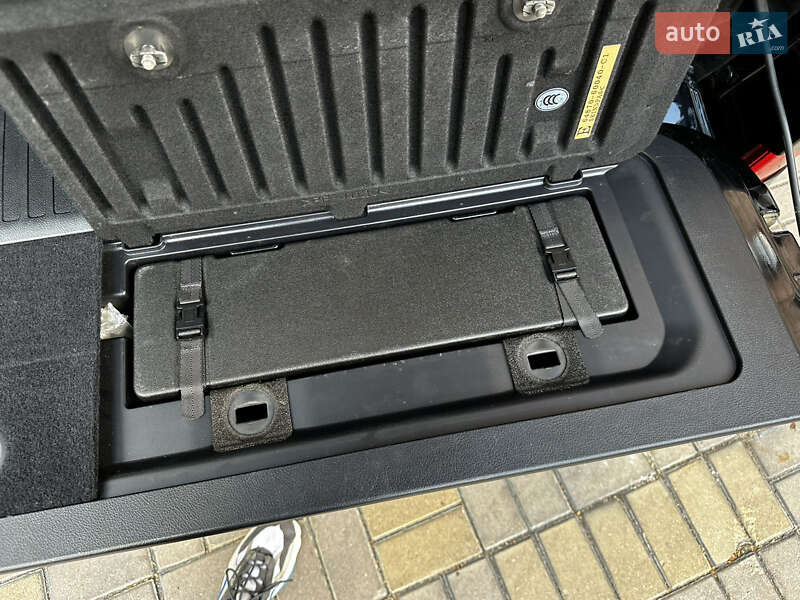 Внедорожник / Кроссовер Toyota Land Cruiser 2016 в Киеве