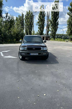 Внедорожник / Кроссовер Toyota Land Cruiser 2002 в Василькове