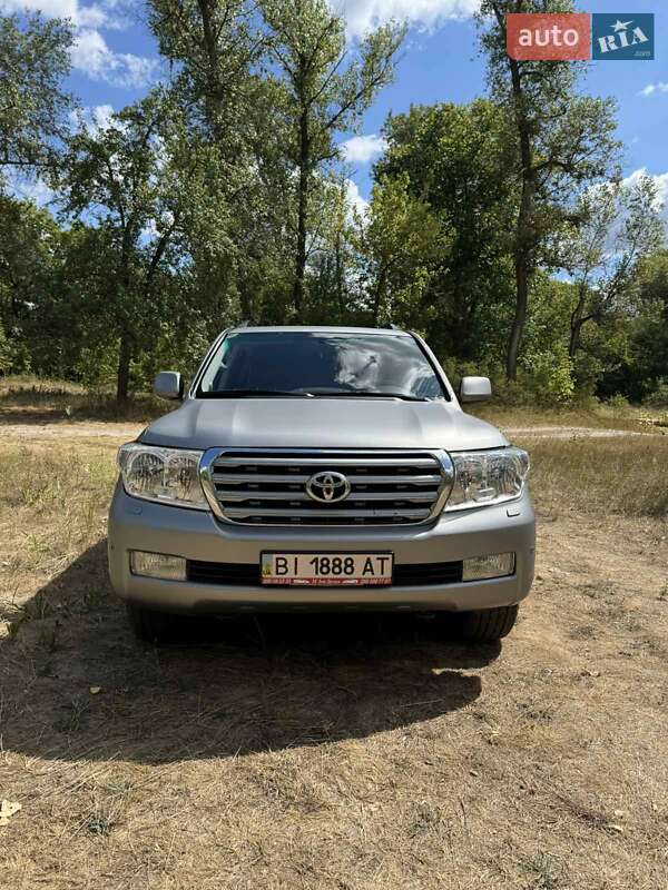 Внедорожник / Кроссовер Toyota Land Cruiser 2008 в Полтаве фото Внедорожник / Кроссовер Toyota Land Cruiser 2008 в Полтаве